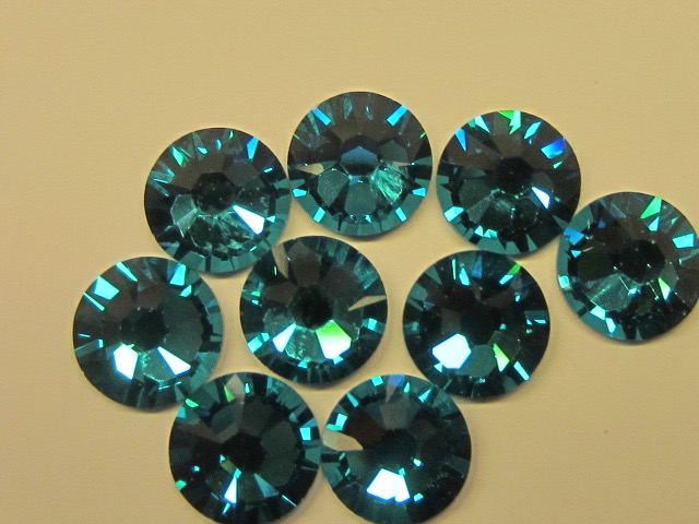 1 Gross 16ss BLUE ZIRCON (VIVA) FLAT BACK PRECIOSA Rhinestones